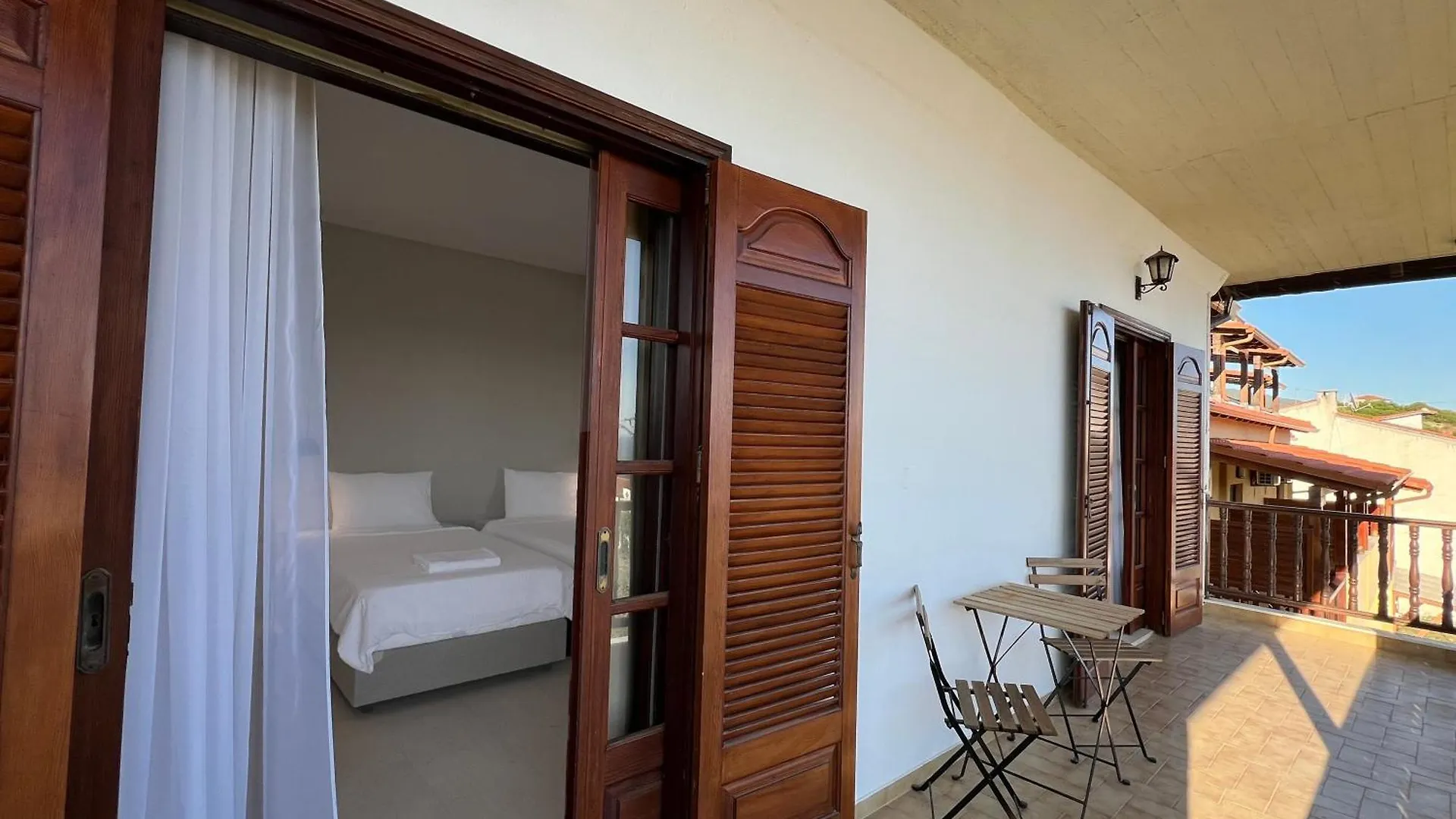 Viva Properties Ouranoupoli Inn